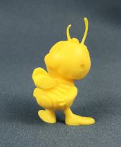 Maya the Bee - Zemo\'s Bubble Gum - Maya shows her ass