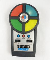 MB Electronics - Handheld Game - Simon Pocket (in French Box)