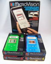 MB Electronics - MicroVision Handheld Game Console (2 versions) with 6 cartridges