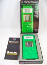 MB Electronics - MicroVision Handheld Game Console (2 versions) with 6 cartridges