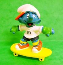 McDonald 1998 Skateboarder Smurf