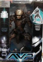 McFarlane - Alien vs. Predator - 12\'\' Scar Predator