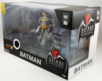 McFarlane Toys - Batman The Animated Series - Batman (with Light-up Lightning Opening Diorama)