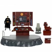 McFarlane Toys - Batman The Animated Series - The Batcave playset (With working lights) & Batman