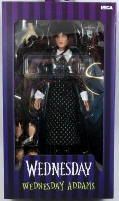 Mercredi & la Famille Addams - NECA - Wednesday Addams - Figurine articul�e 20cm