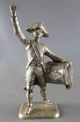 Figurines - Piéton King and (&) Country -sans Boite • EUR 35,00