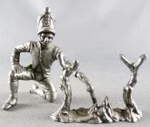 M.H.S.P. - The Bivouac - Footed Fusilier of the 21st Infantry Regiment (Ref 157) & Camp Fire (Ref 156)