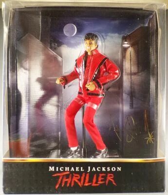 Michael Jackson - Thriller - 12\'\' Collectible Doll - Playmates / Bandai 2010