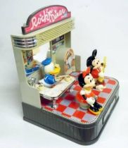 Mickey & Friends - Takara - Donald\'s Diner (Sound Activated Play-Along Show Toy)