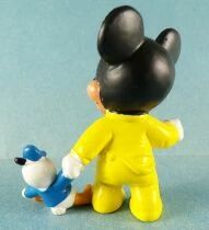 Mickey and friends - Bully 1985 Pvc Figure - Baby Mickey Mouse (Yellow) with Doll