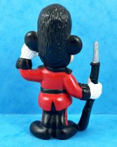 Mickey and friends - Bullyland 1992 PVC Figure - King\'s Life Guard Mickey Mouse