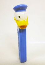 Mickey and friends - PEZ dispenser - Donald (patent number 2.620.061)