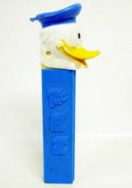 Mickey and friends - PEZ dispenser - Donald (patent number 2.620.061)