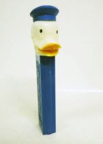 Mickey and friends - PEZ dispenser - Donald (without patent number)