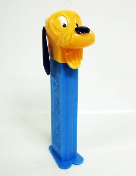 klok Lot weg Mickey and friends - PEZ dispenser whistle - Pluto (patent number  3.942.683) clear blue