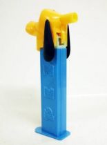 Mickey and friends - PEZ dispenser whistle - Pluto (patent number 3.942.683) clear blue
