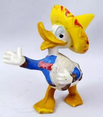 Mickey et ses amis - Figurine Plastique Jim - Donald mexicain (chapeau jaune)