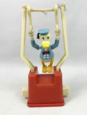Mickey et ses amis - Trap�ze Anim�e Gabriel Inc. 1975 - Donald Trap�ziste