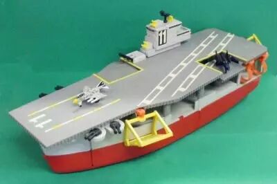 Micro Machines - Galoob - 1988 Aircraft Carrier Action Playset
