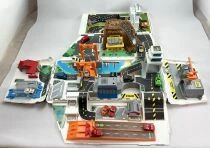 MicroMachines - Galoob Ideal - 1991 Super Van City (Loose) + 19 V&eacute;hicules