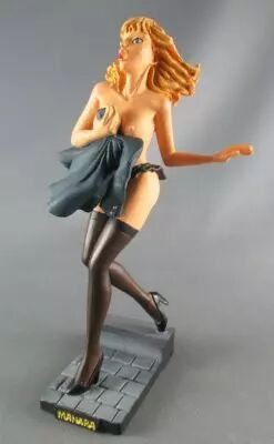 Milo Manara - Altaya Resin Statue N� 32 - Valeria