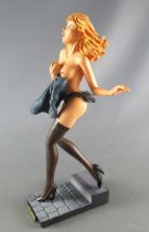 Milo Manara - Altaya Resin Statue N° 32 - Valeria