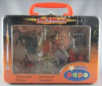 Mini Papo 33005 - Médiéval - Les Fantastique Coffret Métal 2 Piétons & 2 Cavaliers Neuf Boite