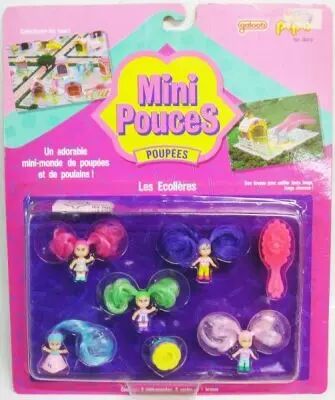 Mini Pouces - Poup�es : Les Ecoli�res
