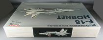 Minicraft Hasegawa 1150 - Mc Donnel Douglas F-18 Hornet 1:32 + Extras MIB