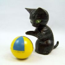 Mizzi,the magnetic cat - Magneto 1979