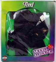 Modell-Kleidung Fred (format Barbie) - Habillage Tuxedo Fred  - Plasty Airfix 1977 (ref.5884)