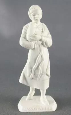 Mokarex French Regional Costumes (ronde bosse) Savoyard Woman