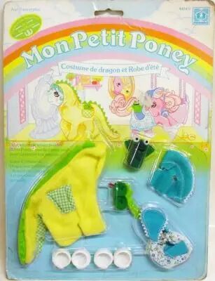 Mon Petit Poney - Hasbro France -  Garde Robe Mascotte de B�b� Poney - Costume de Dragon et Robe d\'�t�