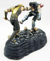 Mortal Kombat - Scorpion vs. Sub-Zero : Fatality! - pvc figures + artbook