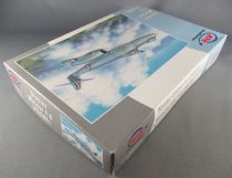 Mpm 72569 - Avion Gloster Meteor F.8 Prone 1/72 Neuf Boite