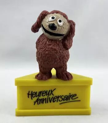 Muppet Show - Schleich - Rowlf Happy Birthday (yellow base)
