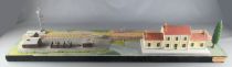 N Scale Passengers Station & Coal Depot Diorama Scene 55,5 x 13,6cm
