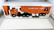 Nikko - Truck & Trailer 18-Wheeler Radio-Controlled (with box)