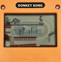 Nintendo Game & Watch - Multi Screen - Donkey Kong (DK-52) loose / Clasp broken
