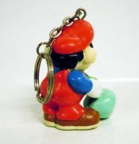 Nintendo Universe - Mario Bros. - Applause Keychain PVC Figure - Mario with vegetable