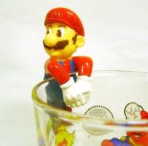 Nintendo Universe - Mario Bros. - Kellogs PVC Figure - Mario (hang glass by belly)