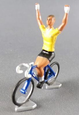 Norev pour Atlas - Cycliste Tour De France Maillot Jaune Bras Lev�s Dossard N�1