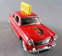 Norev Universal Hobbies Atlas Ho 1/87 Peugeot 404 1966 Royal Circus Rouge sans Boite