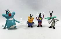 Oggy and the Cockroaches - Lansay PVC Figure - Oggy with Joey, Deedee & Marky.