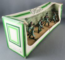 Oliver - WW2 - Diorama box with 8 German Infantry Soldiers Ref 258 2