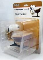 Peanuts - Medicom Ultra Detail Figure - Snoopy with Desk