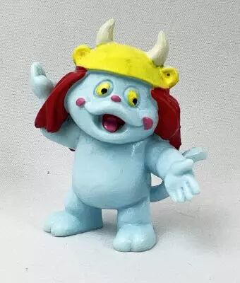 Peraustr�nia 2004 - Yolanda PVC Figure (1990) - Kaketo