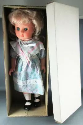 Petitcollin - Marie Fran�oise Poup�e Modes & Travaux - Blond Long Hairs 012 Sleeping Eyes Mint in Box