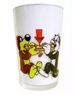 Pif Gadget - Amora Mustard glass Pif & Hercule divide a sandwich