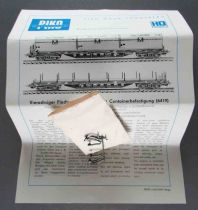 Piko 5/6419/015 Ho Dr 4 Axles Stakes Platform Wagon SSalms with 3 Containers Lock Near Mint in Box
